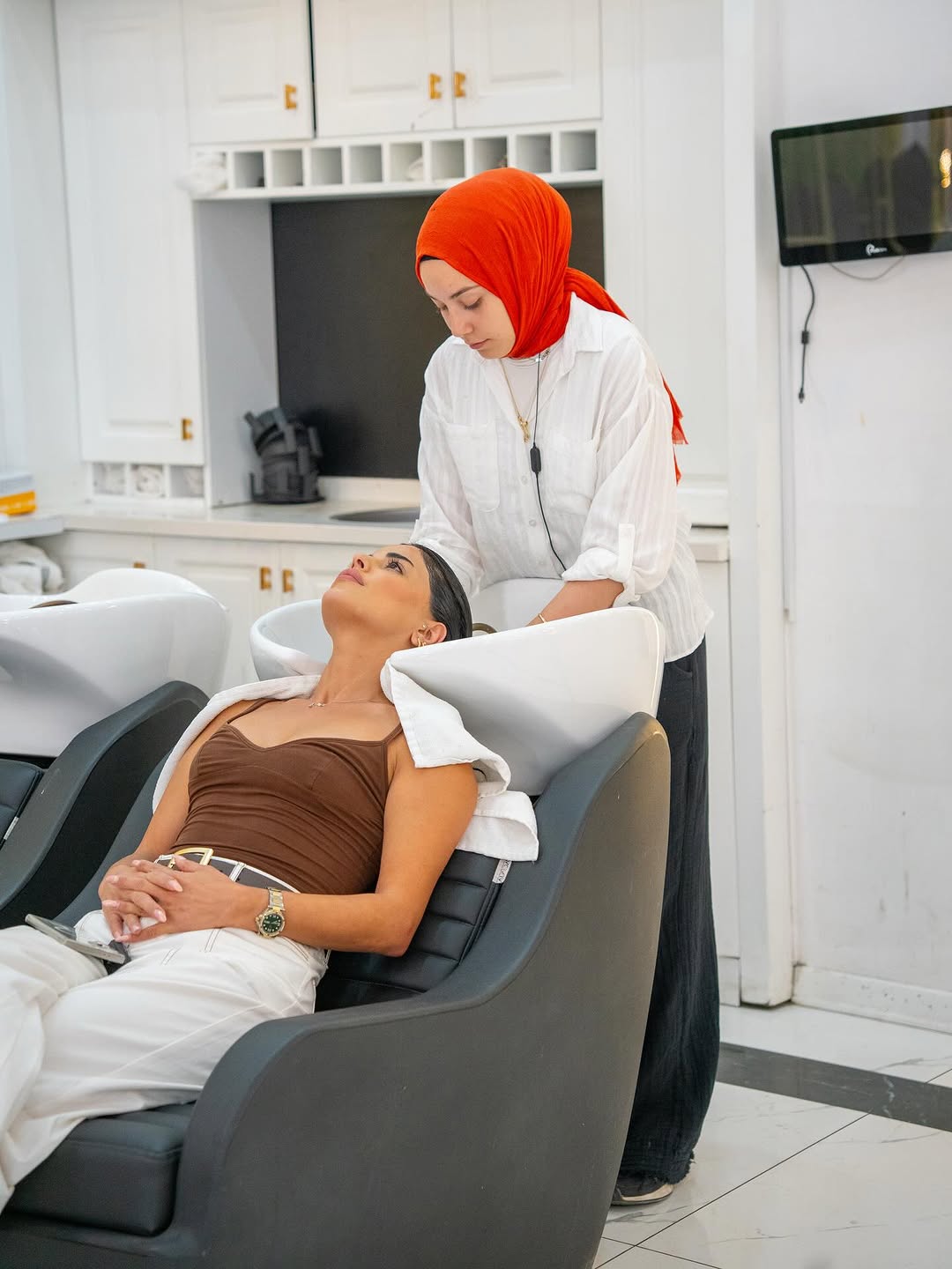 Afyon'da Saç Bakımı ve Güzellik Merkezi You Afyon Hizmete Açıldı